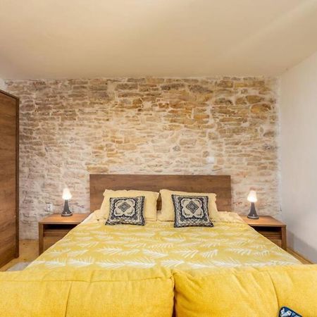 Casa Di Pietra Matelici Villa Divšići Buitenkant foto