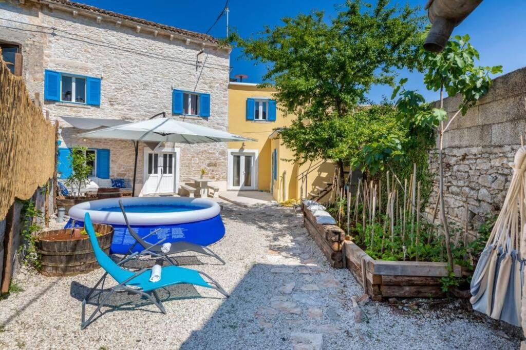 Casa Di Pietra Matelici Villa Divšići Buitenkant foto