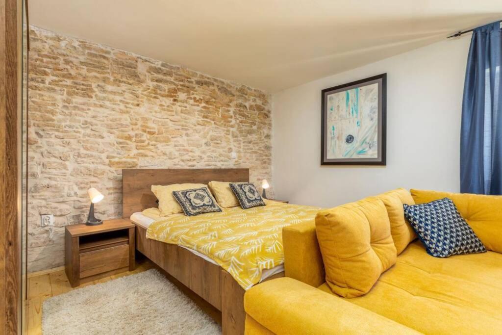 Casa Di Pietra Matelici Villa Divšići Buitenkant foto